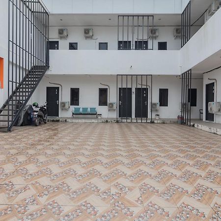 Reddoorz At Sani Guest House Balikpapan Dış mekan fotoğraf