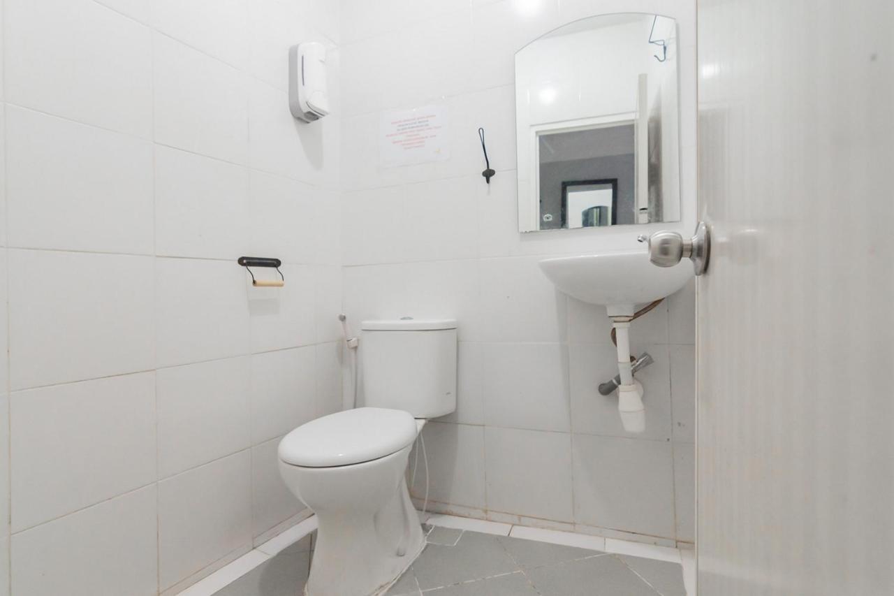 Reddoorz At Sani Guest House Balikpapan Dış mekan fotoğraf