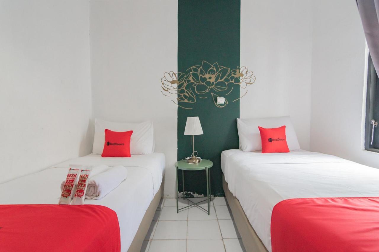 Reddoorz At Sani Guest House Balikpapan Dış mekan fotoğraf